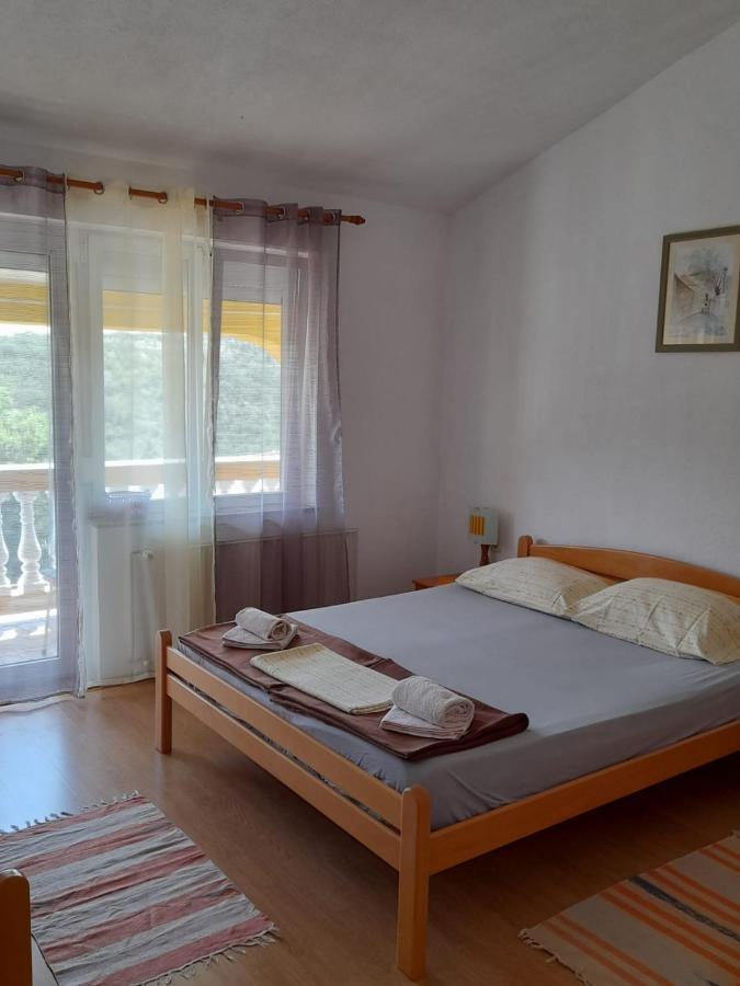 Apartman Karin 2 セニ エクステリア 写真